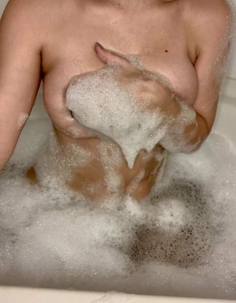 msstealyagirl model erotic archive