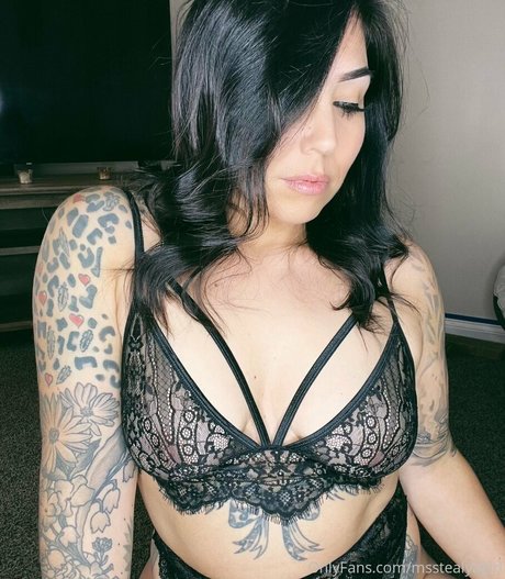 msstealyagirl star sexy images