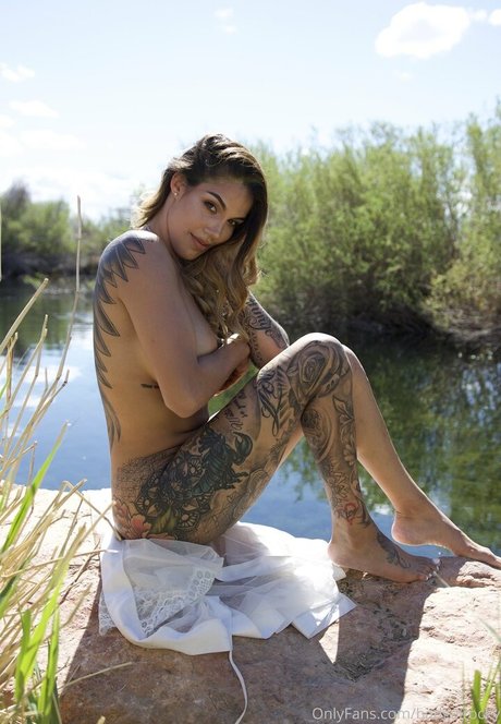 prettygrlkilla model high quality images