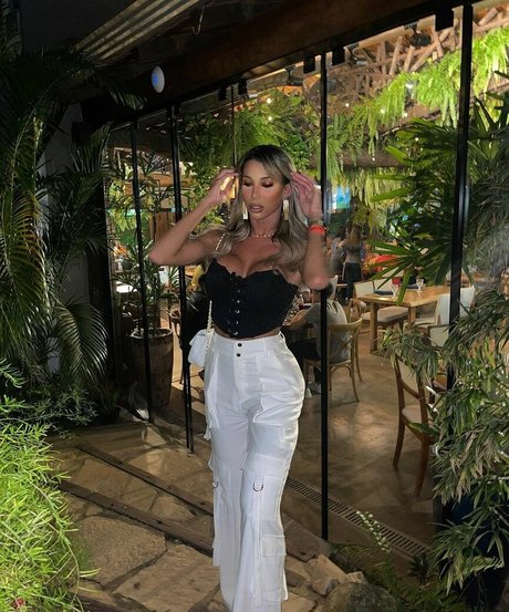 Karollayne Arruda perfect star archive