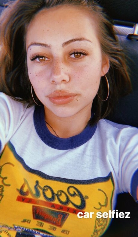 Glossyjocie nude star archive