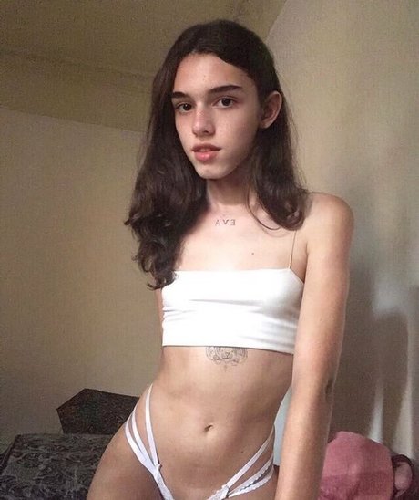 LittleTgirl exclusive actress img