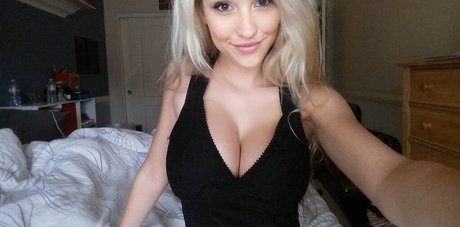 Jessica Blondet pornographic model image