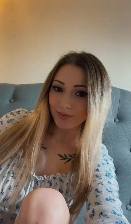 Little Momma Quick model image