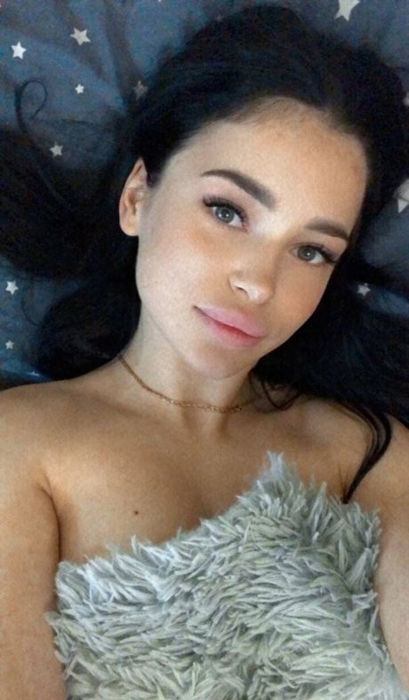 Mila Moore pornographic star picture