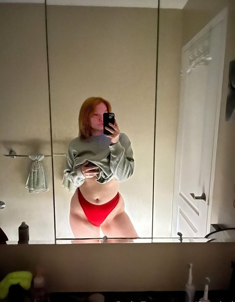 freebri pretty actress img