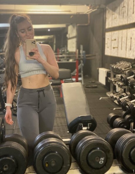 Patativa model pornographic photo