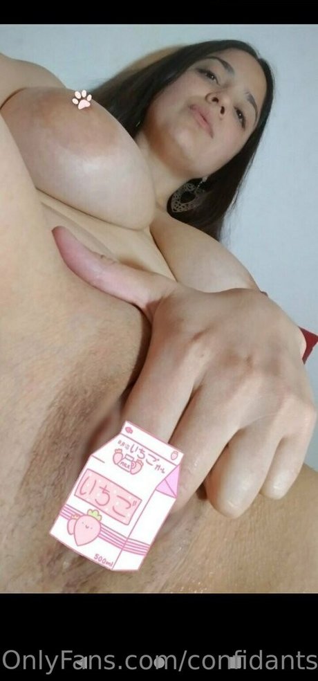 confidantsarah erotic pornstar pic