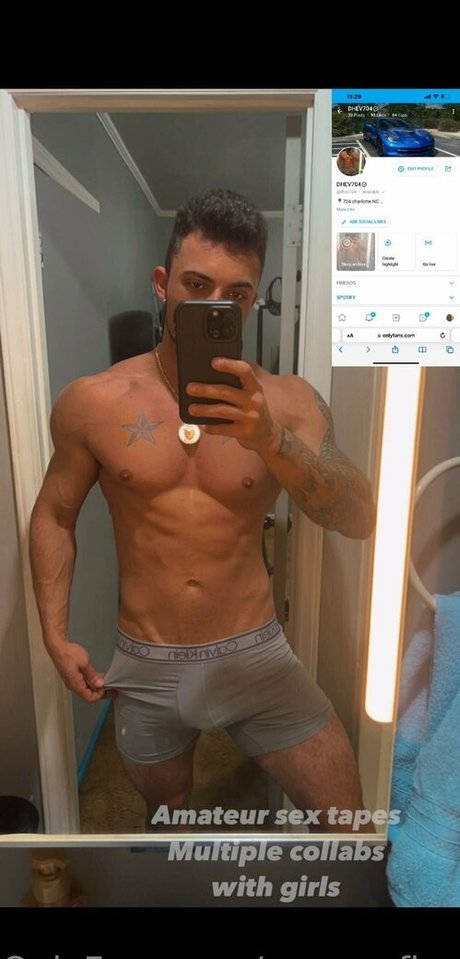 queenofbootyy__ pornstar adult pic