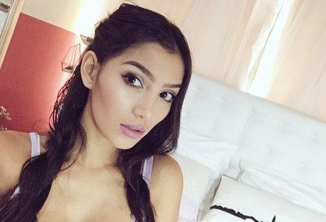 cum on glasses onlyfans top img