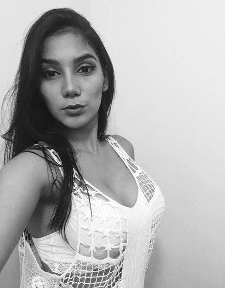 hottest trans onlyfans free naked images