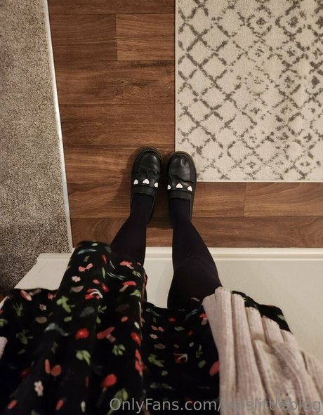 valvestia erotic star image