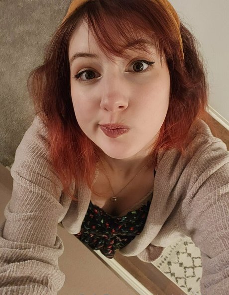 valvestia top actress gallery