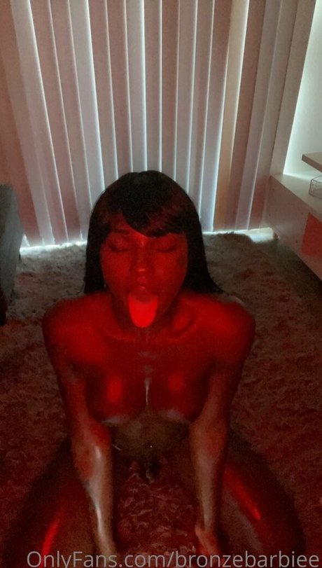 bronzebarbiee star hd pic