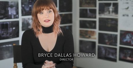 Bryce Dallas Howard sexy model img