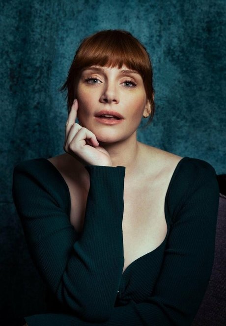Bryce Dallas Howard star pretty pic