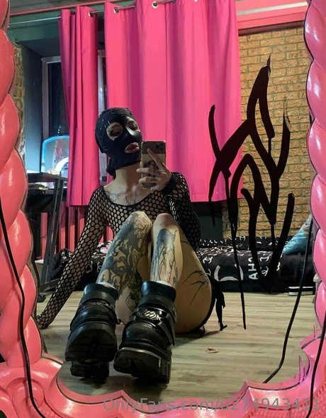 hairy granny onlyfans erotic img