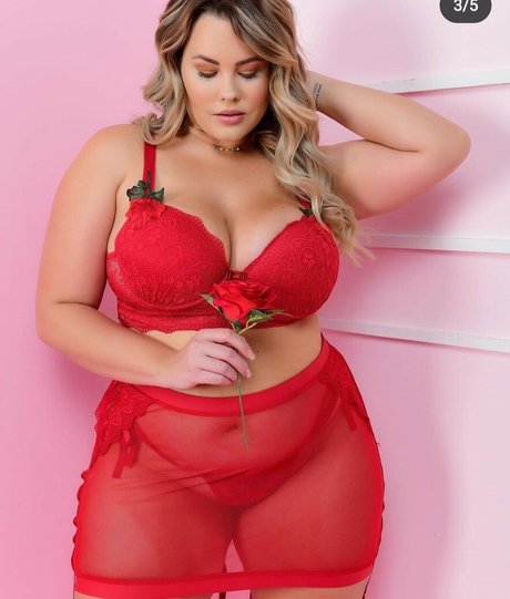 Emily Luis Leon star high quality pictures