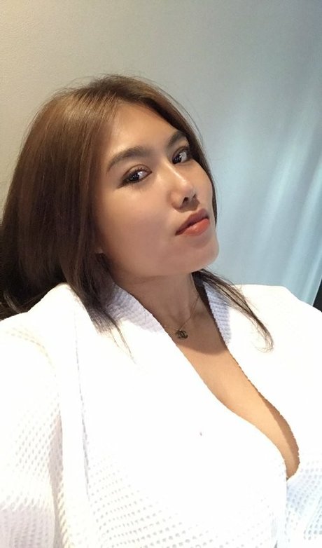 Thanaporn naked star galleries