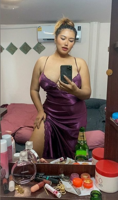 Thanaporn hot pornstar image