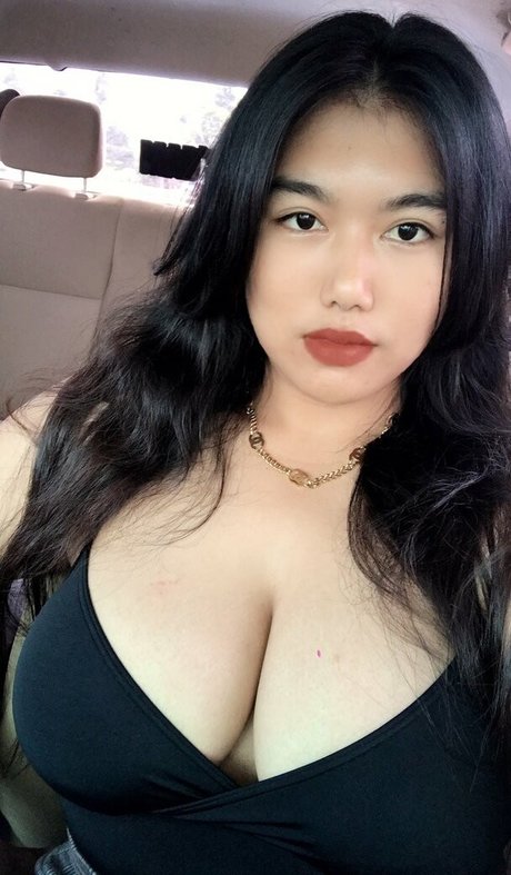 Thanaporn exclusive pornstar pic