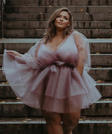 Nicole Denise Johansson sexy star pics