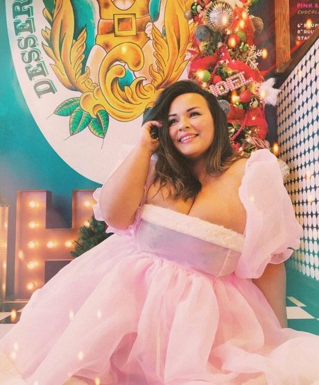 Nicole Denise Johansson perfect model galleries