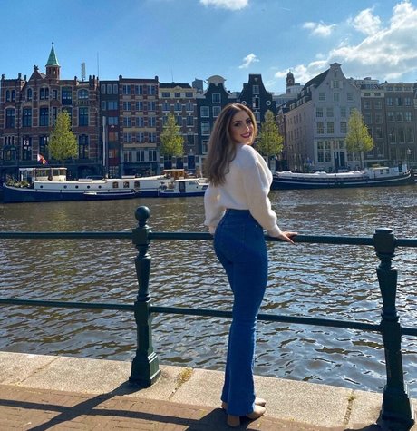 Ylenia Bevelacqua pornstar high quality gallery