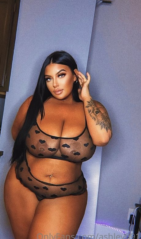 ashbovaxo star porn pic