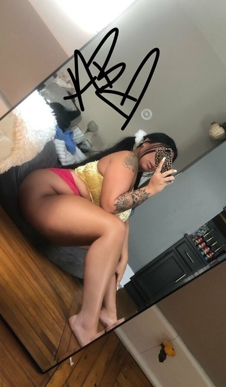 ashbovaxo pretty pornstar pictures