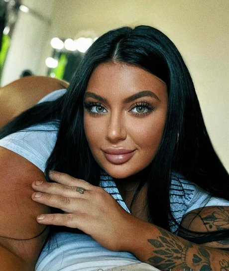 ashbovaxo Profile pic