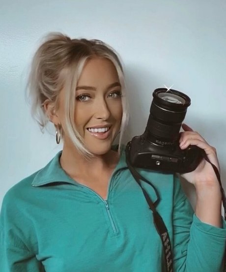 shootwithmads model beautiful picture