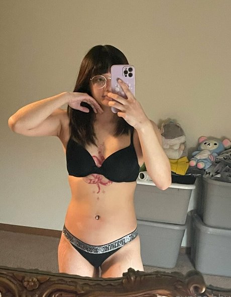 sunisa bby model sexy gallery