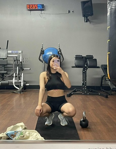 sunisa bby star perfect images