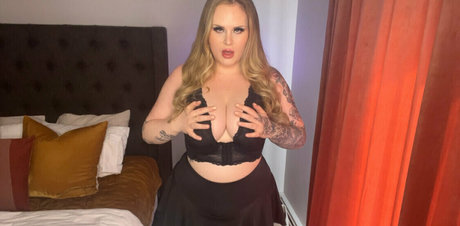 adoreashlynn model exclusive archive