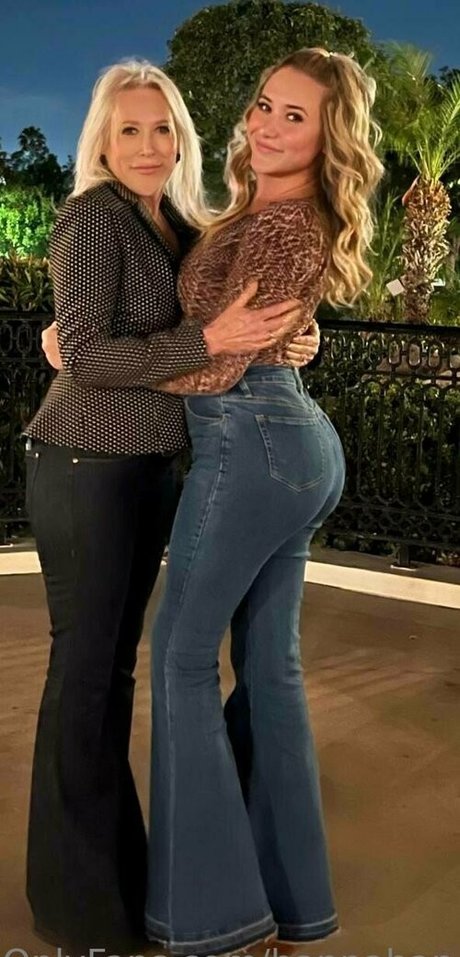 hannahandsuzie xxx actress img