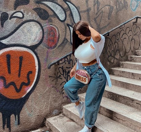 pretty ebony onlyfans nude images