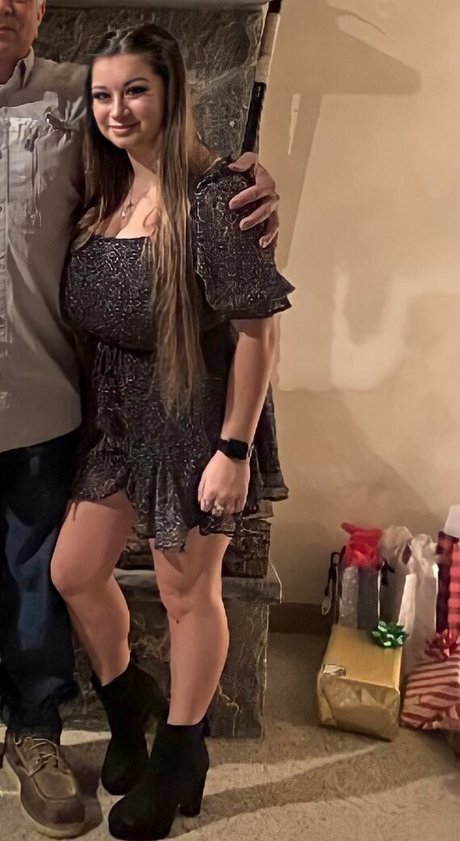 Lauren Risotti exclusive star gallery