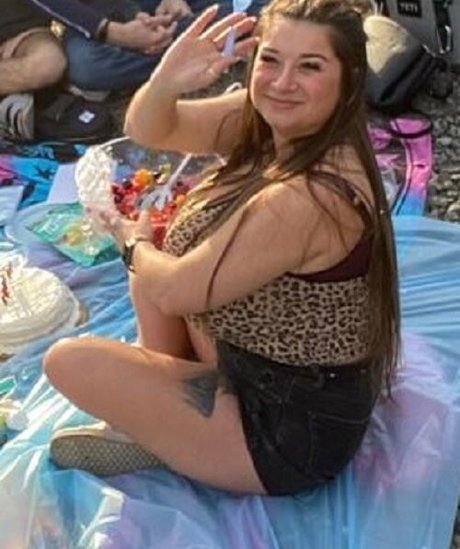 Lauren Risotti star archive