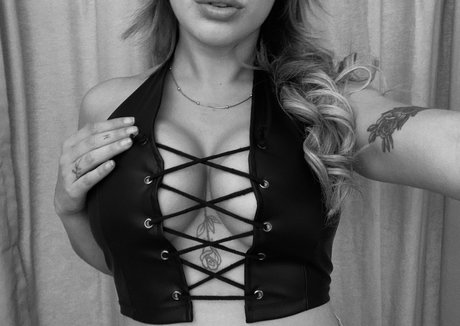 belonly high quality model image