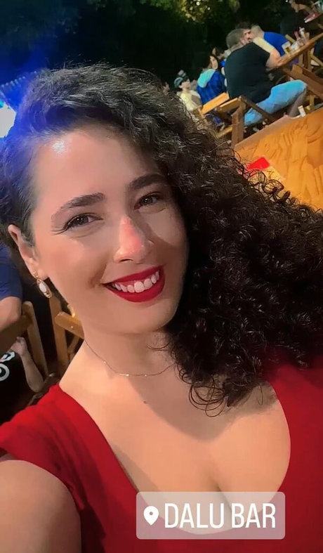 Maria T hd model pic