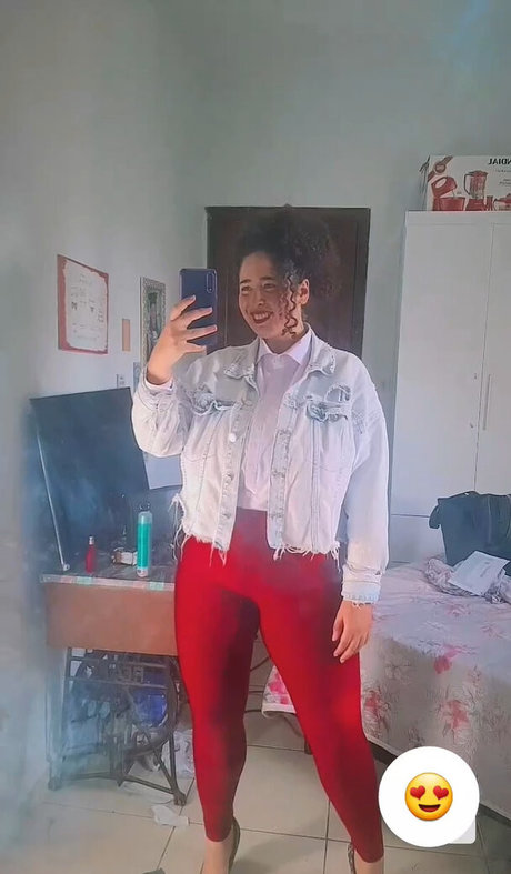 Maria T exclusive actress pic