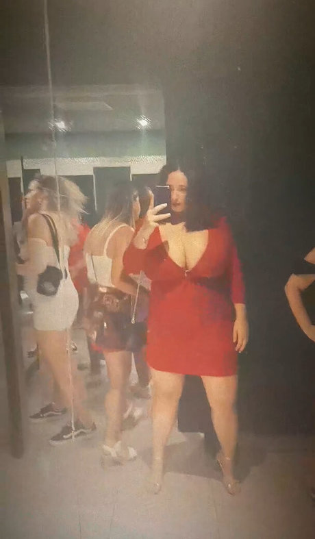 Maria T model perfect img