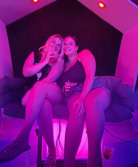 savannah exclusive pornstar galleries