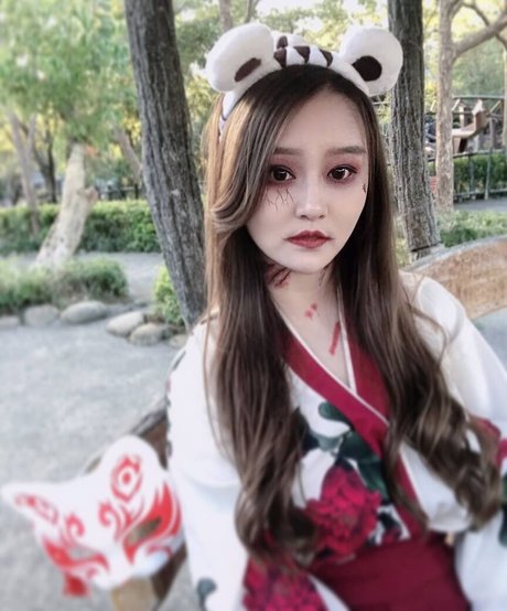 veterinarian onlyfans pretty photo