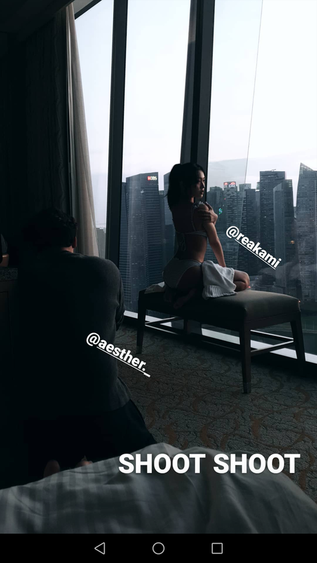 Reakami pornographic star photos