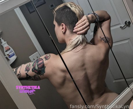 Synthetika Lynn model porn image