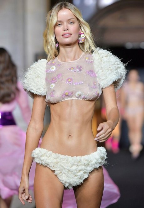Frida Aasen xxx model images