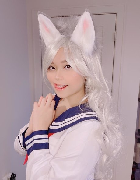 ambiyah pornographic model pic