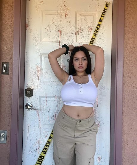 Wendy Chavez nice model photo